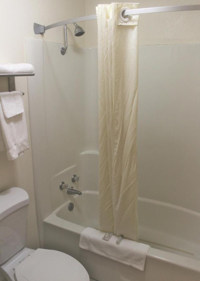 Interstate Motel Rensselaer Bagian luar foto